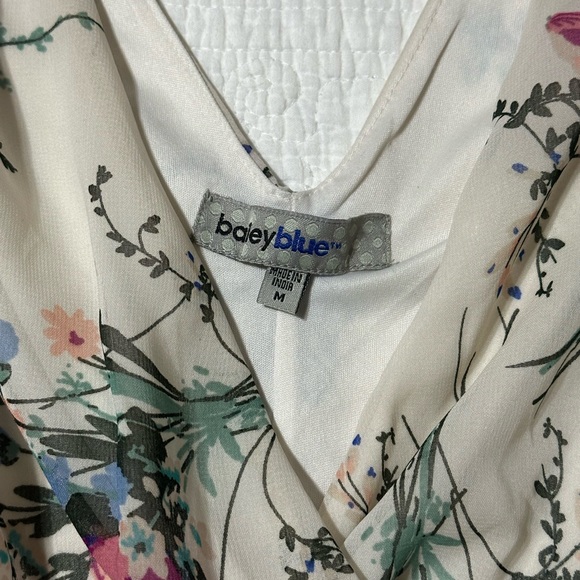 Flowered romper 💐 - Picture 3 of 3